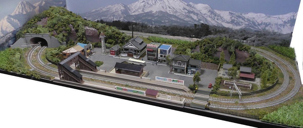 【Nゲージ　鉄道模型保管用ジオラマ】大河沿線 Nゲージ 鉄道模型保管用ジオラマ】廃線付近の線路 - メルカリ