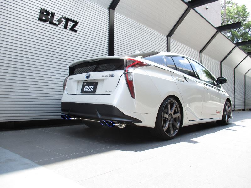 BLITZ NUR-SPEC VSR Quad ZVW55 2ZR 4WD PRIUS トヨタ チタンカラー 2.5R / ニュルスペック ブリッツ 63525V|エスクリエイト