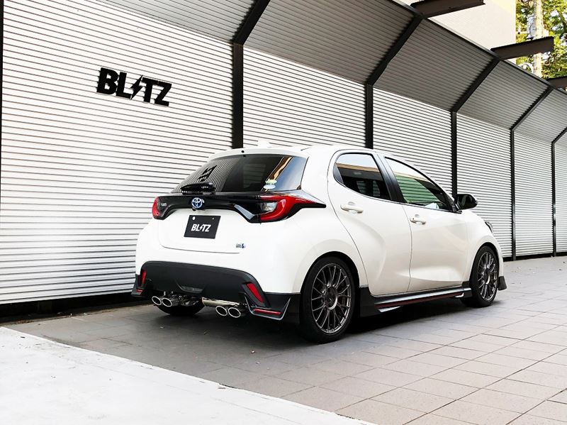 BLITZ NUR-SPEC CUSTOM EDITION Quad MXPH15 M15A 4WD ヤリス トヨタ ステンレスカラー 2.5R / ニュルスペック カスタムエディション ブリッツ 63568