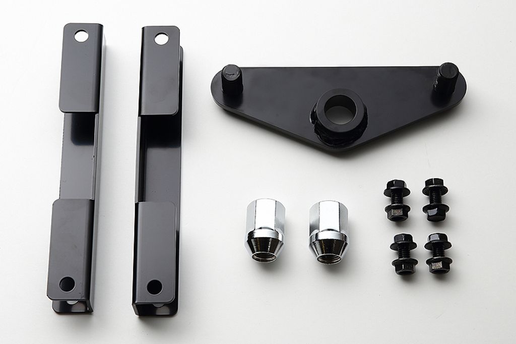 スペアホイールキャリアスペーサーキット ランドクルーザー 70系（-15） 【B320241B】/ SPARE WHEEL CARRIER SPACER KIT LAND CRUISER70 DOUBLE-CAB 7,340円