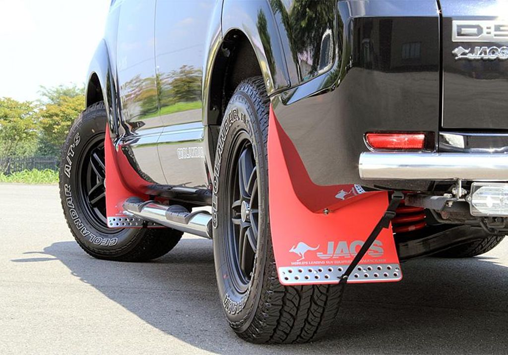 JAOS マッドガードフロント　リア　デリカＤ５後期 新型デリカD:5にJAOS マッドガードⅢを即日取付！リアビューの