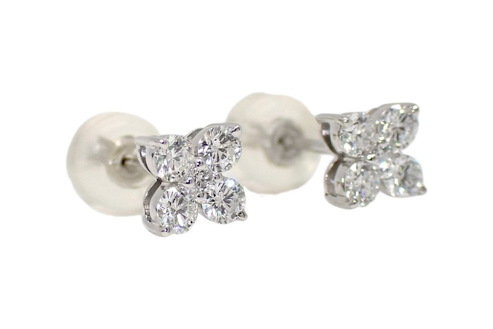 ヴァンドーム青山 Pt900/950 メレダイヤ・ダイヤ0.21ct&times;2 花 デザイン 【新宿店】【中古】【新着】｜質 セキネ 55,281円