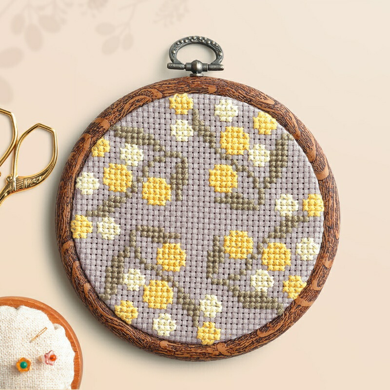 新品　ハンドメイド　クロスステッチ　完成品　大判　14ct　【バリの花市】 新品 ハンドメイド クロスステッチ 完成品 大判 14ct 【バリの