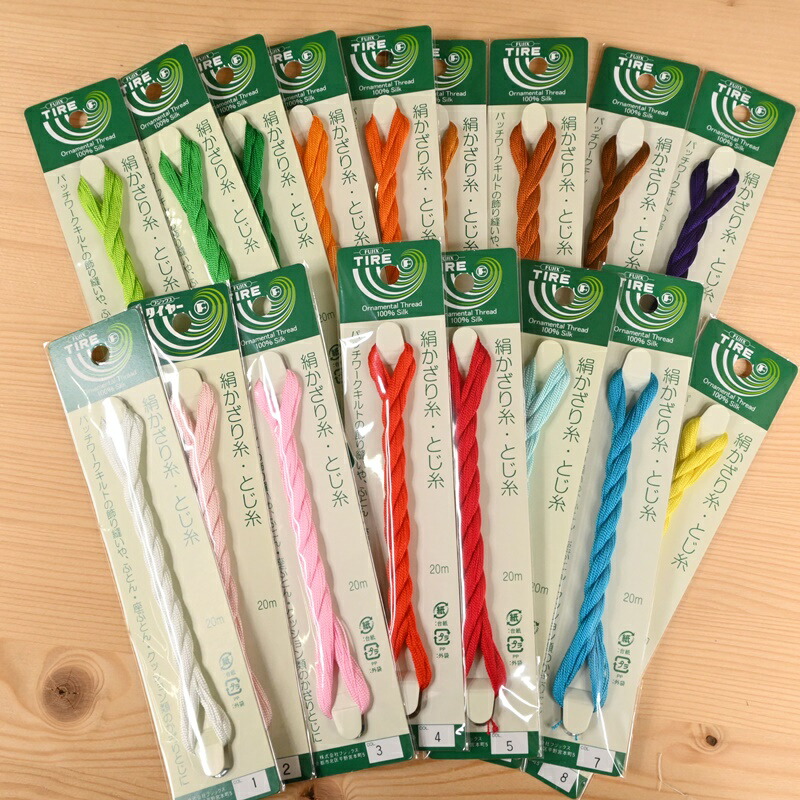 神田秋田屋 アヤティカ Aガス綿三本合 ふとんとじ糸 3080m 神田秋田屋 アヤティカ Aガス綿三本合 ふとんとじ糸 3080m