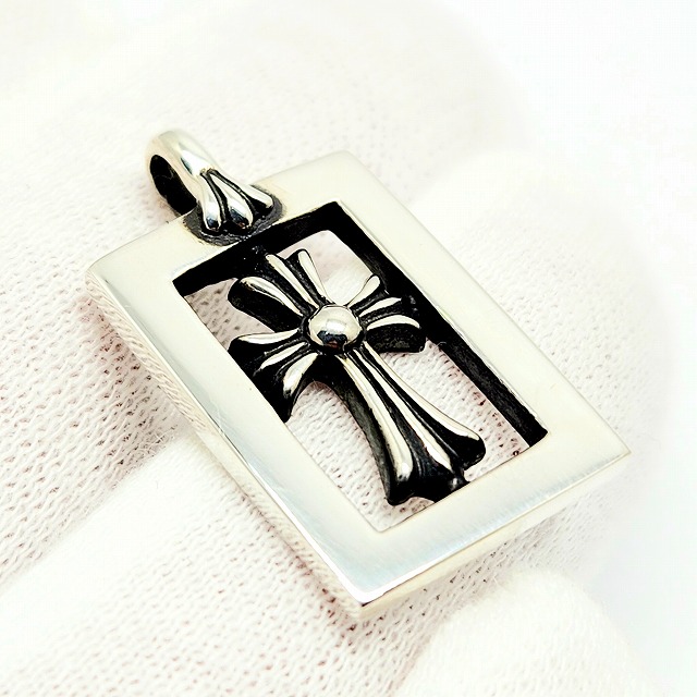 楽天市場】フレームド オープン ベイビーファット チャーム シルバー