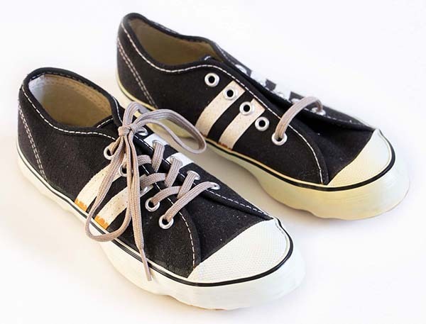 楽天市場 デッドストック 70s Usa製 Lacrosse ツートン キャンバス スニーカー ローカット 黒 白 キッズ12 5 キッズ 子供 cm ビンテージ コットン シューズ アメリカ 古着 中古 Used Clothing Sixpacjoe 楽天市場 デッドストック 70s Usa製 Lacrosse ツートン キャンバス スニーカー ローカット 黒 白 キッズ12 5 キッズ 子供 cm ビンテージ コットン シューズ アメリカ 古着 中古 Used Clothing Sixpacjoe