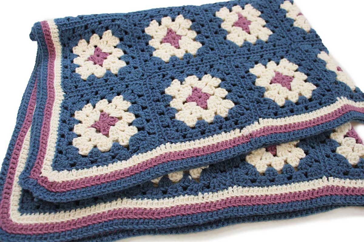 【最安値】GYDAノベルティブランケット gyda ジェイダ GYDA ジェイダノベルティブランケット - メルカリ