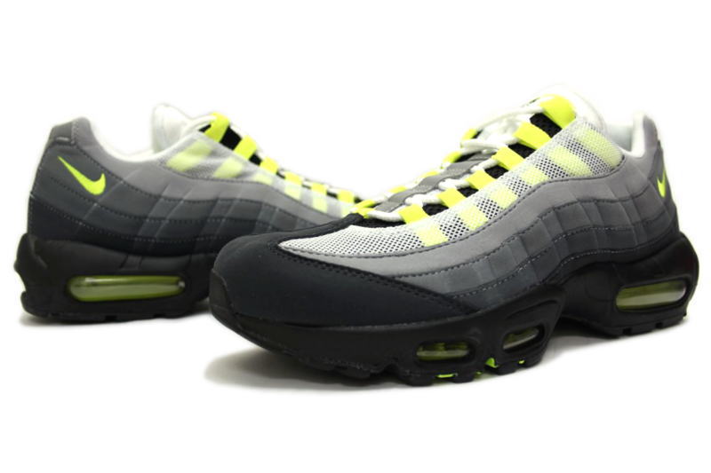 楽天市場 送料無料 Nike Air Max 95 Og イエローグラデ Ct16 001 ナイキ エアマックス 95 Volt Neon Yellow 未使用品 中古 Sole Addict