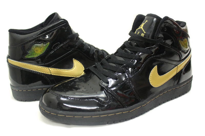 楽天市場 送料無料 Nike Air Jordan 1 Retro 黒 金 エナメル 070 ナイキ エアジョーダン 1 レトロ Black Gold パテント 未使用品 中古 Sole Addict