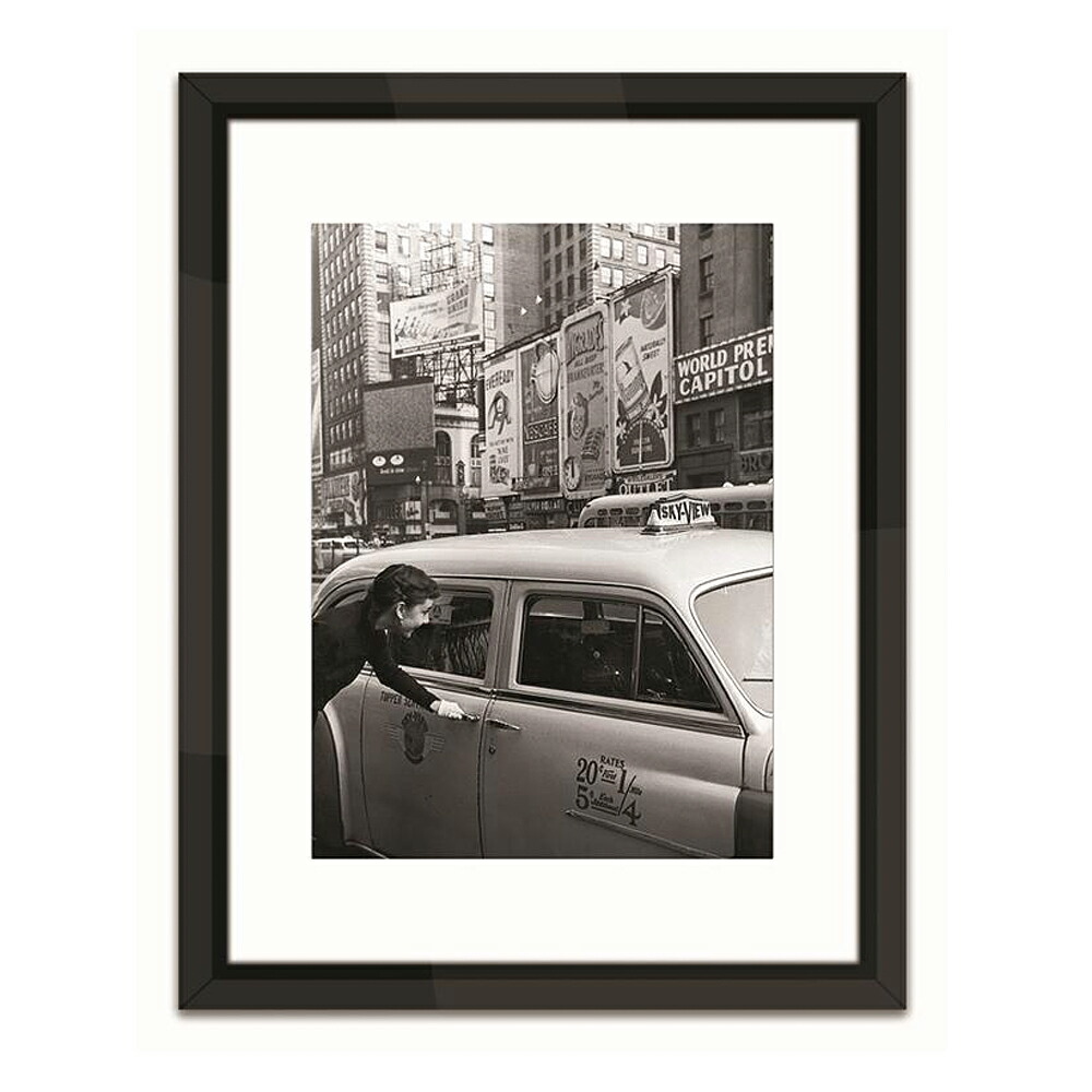 正規輸入品 ブルックペース Brookpace Svl243 Fine Arts Brookpace ピクチャーアート スタジオコレクション 黒塗り枠 オードリー ヘップバーンとタクシー 英国製 Svl243 英国製 送料区分 大 時計のソフィアス 店イギリス製 スタイリッシュでおしゃれなインテリア
