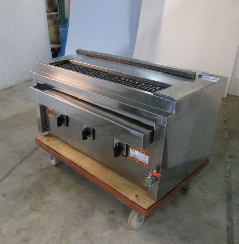 ヒゴグリラー 焼鳥専用タイプ 卓上型 電気式 3P-206KC 三相200V (0929CT)7BY-14【中古】【RCP】