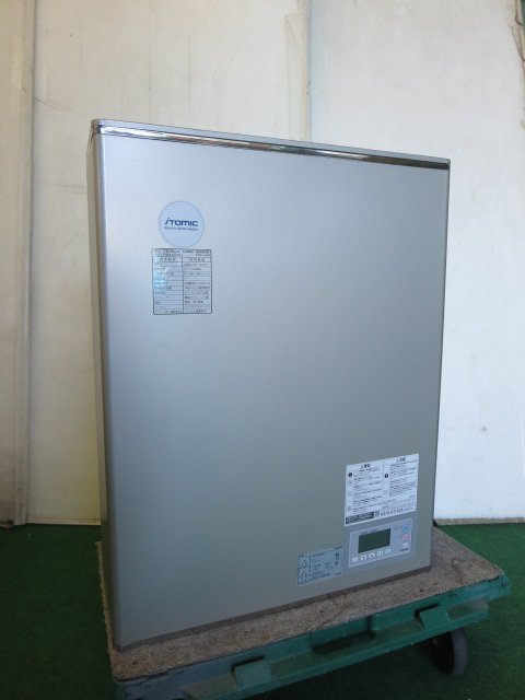 ※\u002721 イトミック 明かり湯沸器 明かり温水器 30L EWS30CNN322C0 3相200V(0725DI)8BT-13【中古】【RCP】