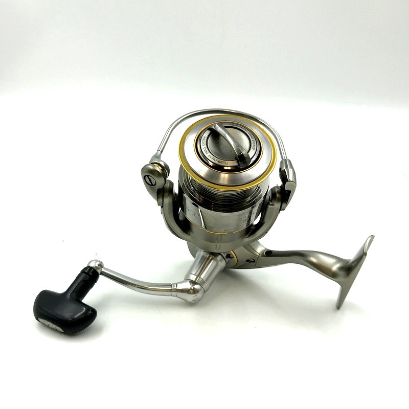 DAIWA - □□DAIWA ダイワ 15イグジスト 3012H  055622 本体のみ Amazon | ダイワ(Daiwa) スピニングリール 15 イグジスト 3012H