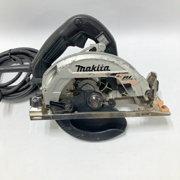 【中古】makita マキタ 165粍 陰電子マルノコ HS6303 黒いこと 本体のみ 黒 100V 軽銀軍事基地 明かり 電動 丸のこ ★DT31