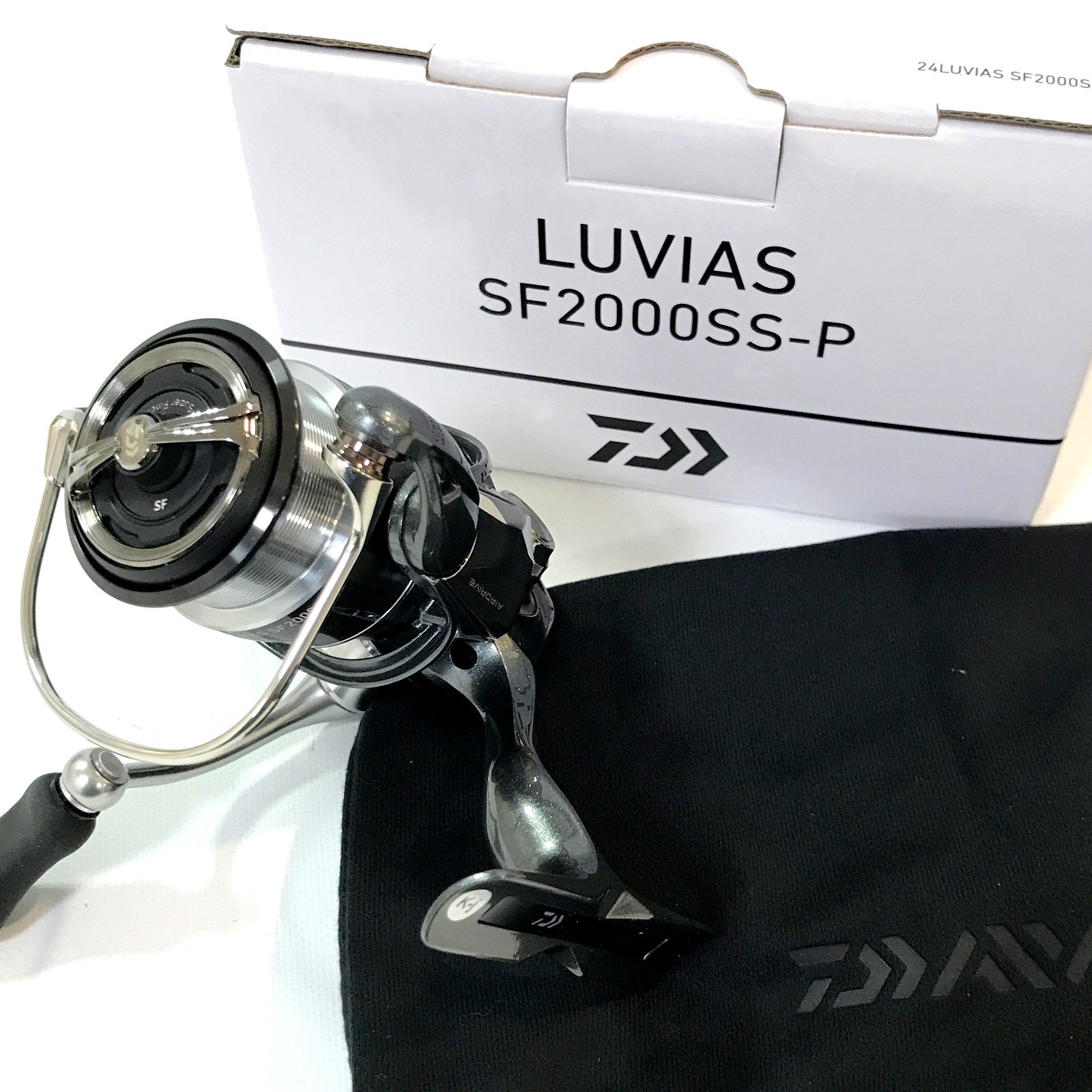 【中古】DAIWA ダイワ 24ルビアス 空想科学小説2000SS-P 00061236 木管 スピニングリール 箱付き添い人 ◇TA4356