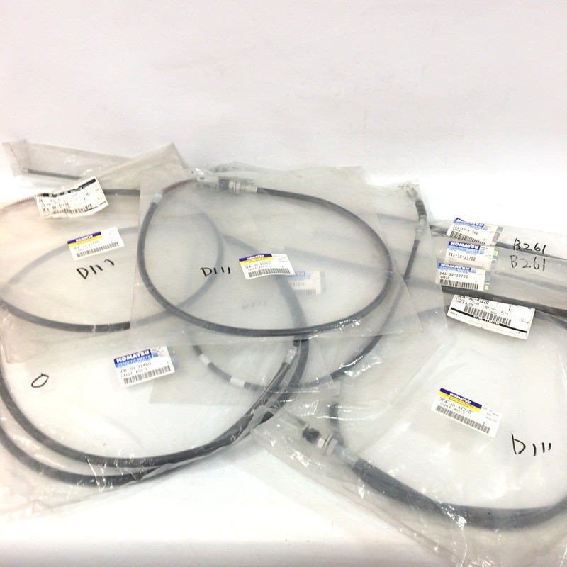 【中古】未当て嵌める KOMATSU コマツ フォークリフト 純然たる部分品 有線テレビ  打ちきり/自動車駐車場/インチング用 有線テレビASSYまとめ売り ８本△ DW4057