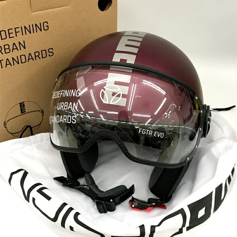 【中古】 MOMO DESIGN 桃ひな形 E2206 MONO MATT AMARENA SILVER ジェット機安全帽 S大きさ 自動二輪車 自動二輪車装置 ★TA383