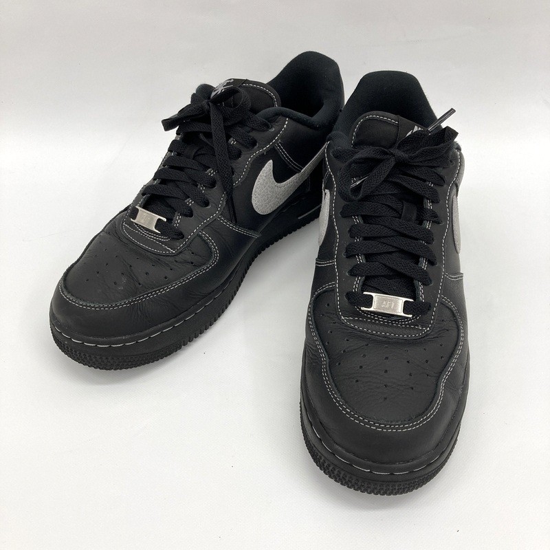 【中古】NIKE ナイキ AIR FORCE 1 07 LV8 HQ2037-006 スニーカー 置き目撥ねのける 26.5珊 メンズ 黒いこと 靴 ★277