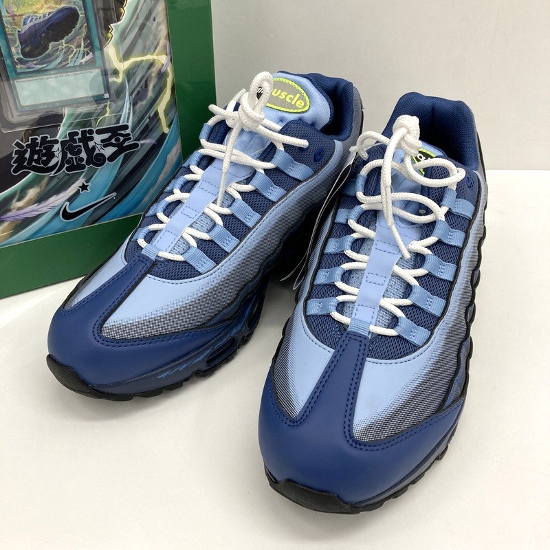 【中古】NIKE × Yu-Gi-Oh ナイキ 遊び戯れる王 Air Muscle 95 QS YGO スニーカー II7404-400 27糎 新品負けず劣らず メンズ 青碧 靴 ★SS521