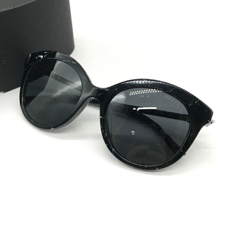 希少品　PRADA プラダ　サングラス　ブラックサングラス　軽量　メガネ プラダ サングラス PRADA 希少 レア レディース メンズ ブラック