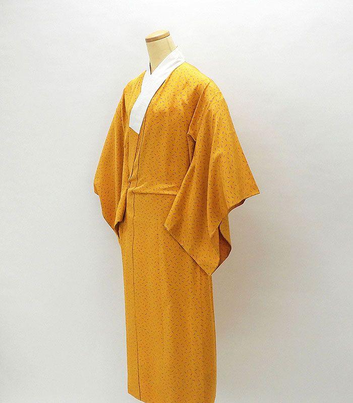春のコレクション 正絹 楽天市場】長襦袢 未着用超美品 身丈 四季花蝶々千鳥模様 着物・浴衣
