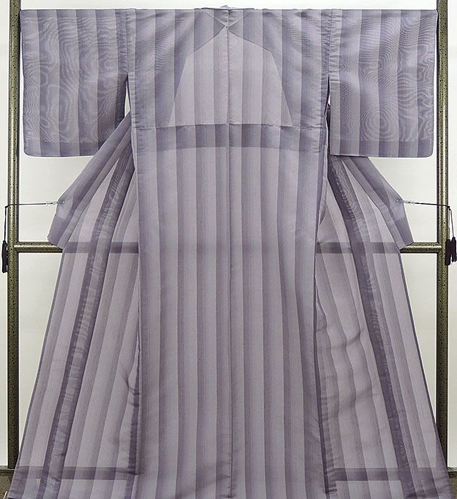 【ポイント10倍】夏物 紬 新品 仕立て上がり 正絹 夏物 蕪重織物謹製 夏織物夏陰 縦縞ぼかし 紗紬 新品 新品 仕立て上がり 着物 wd2030