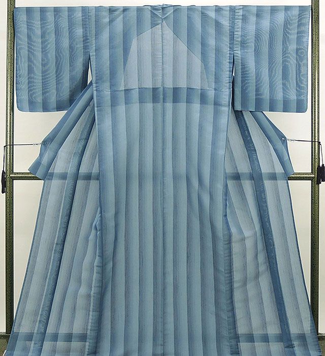 【ポイント10倍】夏物 紬 新品 仕立て上がり 正絹 夏物 蕪重織物謹製 夏織物夏陰 縦縞ぼかし 紗紬 夏 夏用 仕立済 着物 wd2035