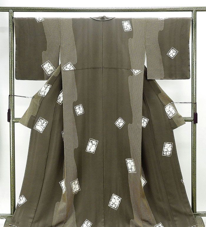 楽天市場】小紋 未着用美品 正絹 横縞花模様 身丈163.5cm 裄丈64.5cm