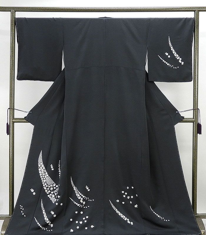 ＼10％OFFクーポン／訪問着 新品仕立済 正絹 刺繍四季花七宝模様 訪問着 身丈167.5cm 裄丈67.5cm 新品 仕立て上がり 着物 b1936