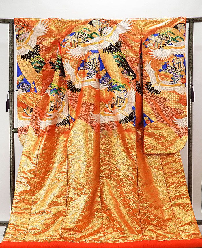 【尖んがり10倍】色打掛 未着付ける美品 正絹 吉祥舞鶴四季花飾りつけ 打掛 花嫁御寮お召しもの 御芽出度 未当て嵌める 新古品 御芽出度 御芽出度 お召しもの e3123