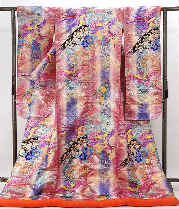 【尖んがり10倍】色打掛 正絹 四季花鳳凰飾りつけ 打掛 良品 花嫁御寮お召しもの 御芽出度 再利用 中古 御芽出度 御芽出度 お召しもの e3155
