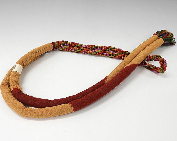 ＼10％OFFクーポン／帯締め 丸ぐけ 正絹 中綿入り 刺繍 小田巻き 振袖 成人式 和装小物 新品 n4261