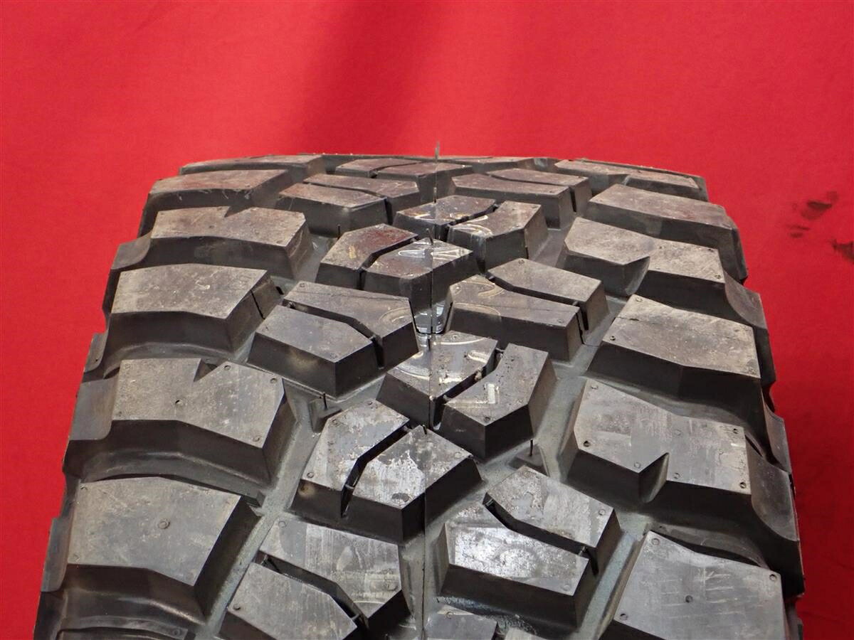 BFグッドリッチ マッドテレーン T/A KM3 BFGoodrich MUDTERRAIN T/A KM3 275/65R20 126/123Q