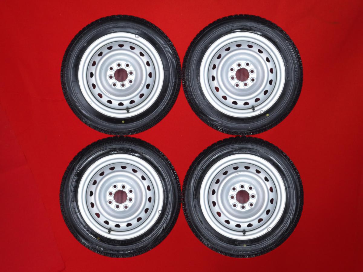ブリヂストン ブリザック VRX BRIDGESTONE BLIZZAK VRX 185/60R15 84Q マルチスチール 〈キャップ無〉 5.5Jx15 +50 4/100 114.3 シルバー(銀色)系 インサイト エリオ セダン プレーリー フィット シャトル フィット スプラッシュ エアウェイブ エリオ ベルタ ヴィッツ カロ｜中古タイヤ・ホイールの太平タイヤ