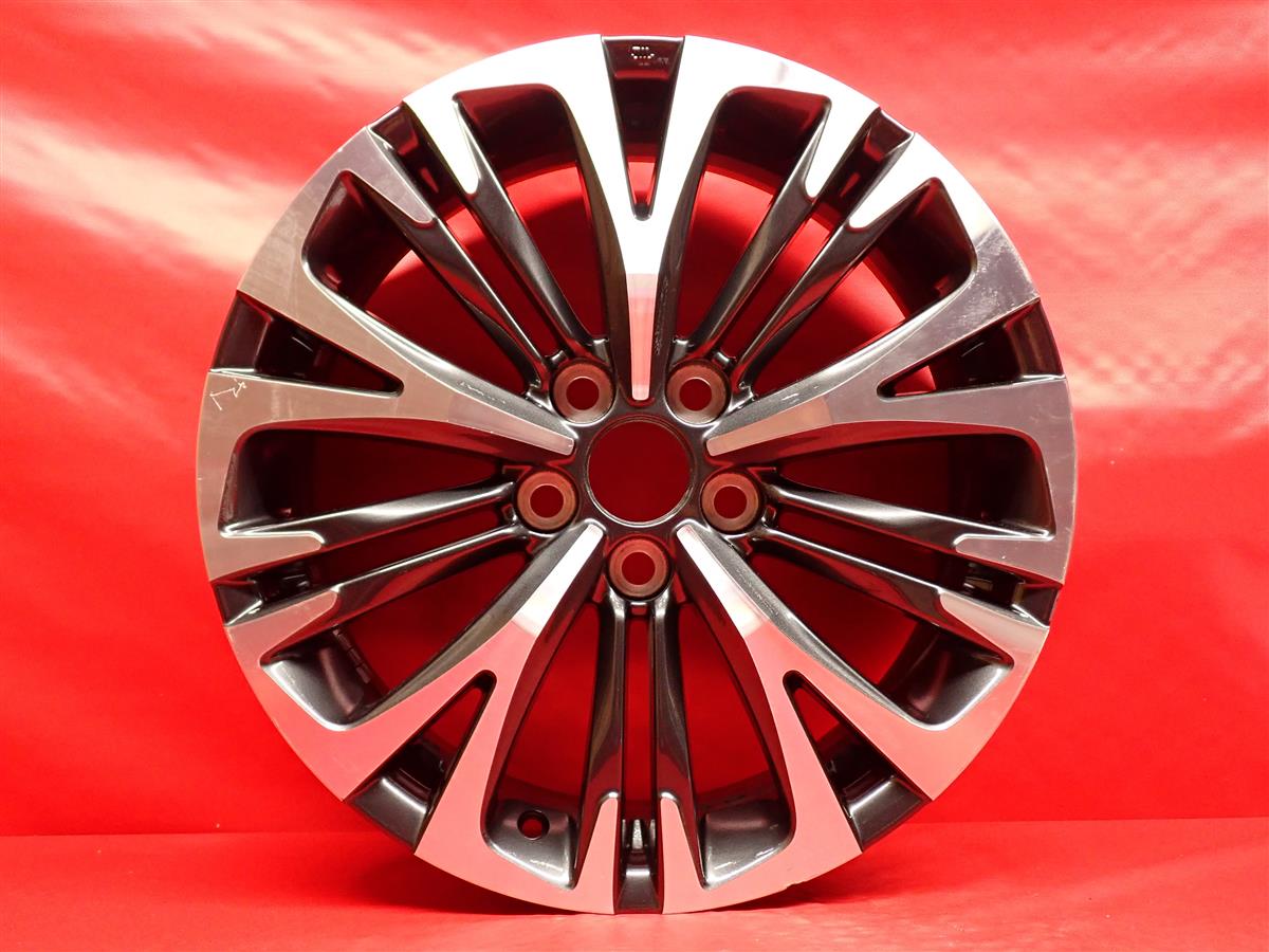 値下げしました　ヤリスクロス　新車外し　新品　タイヤホイール　18インチ　一本 楽天市場】トヨタ ヤリスクロス 純正アルミホイール 18インチ 4