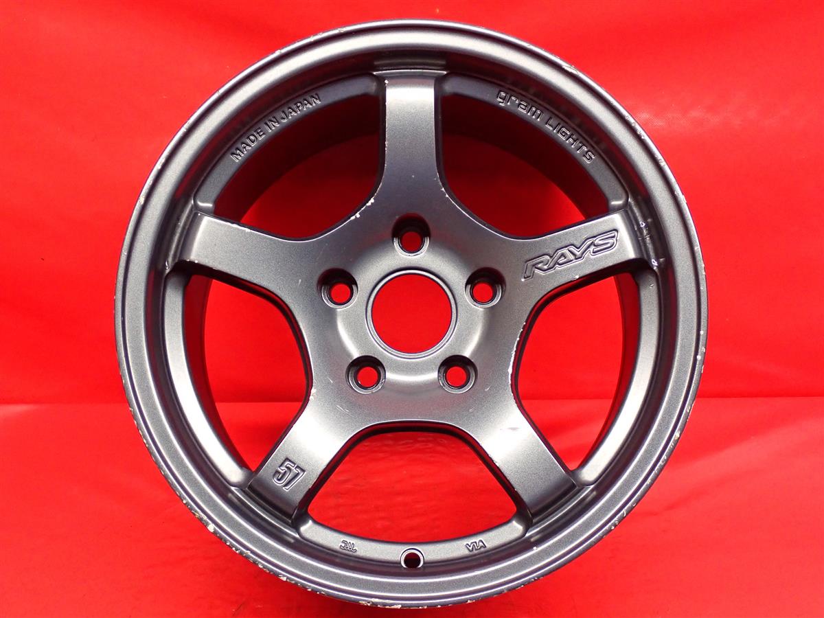 グラムライツ 57CR 8Jx15 +35 5/114.3 ガンメタ系