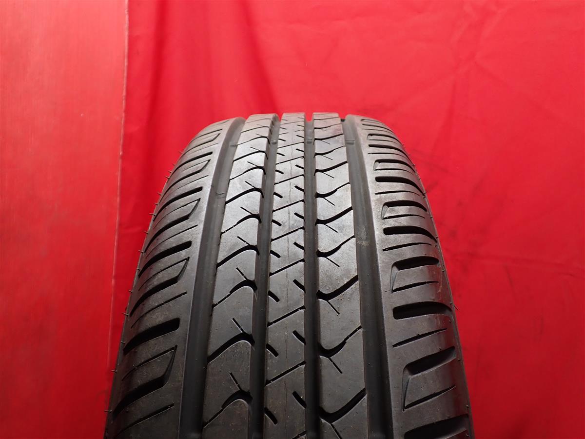 グッドイヤー エフィシエントグリップ SUV ハイブリッド HP01 GOODYEAR EfficientGrip SUV HYBRID HP01 215/70R16 100H RAV4 RVR アウトランダー アウトランダー PHEV アストロ エクリプスクロス エスケープ エレメント クルーガー サファリ デリカ D:5 トリビュート ハリア