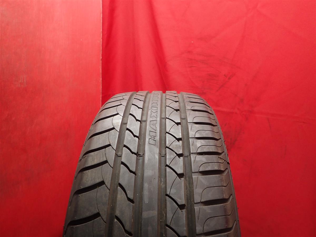 マックストレック MAXIMUS(マキシマス) M1 MAXTREC MAXIMUS M1 195/50R15 82V 340R Aクラス MR2 コラード ゴルフIII ワゴン ジェミニ ジェミニ クーペ スマート フォーツー カブリオ スマート フォーツー クーペ スマート フォーフォー ティーポ デドラ ファミリア フィエス
