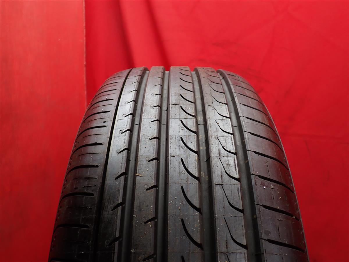 ヨコハマ ブルーアース RV-02 YOKOHAMA BLUEARTH RV-02 215/60R16 95H 3008 500X 508 508SW CX-3 ES330 LS MPV Q2 RVR Tロック WR-V アリスト アルティス ウィンダム エアトレック エスティマ オデッセイ カマロ カムリ クラウン マジェスタ クラウン ロイヤル グランディス