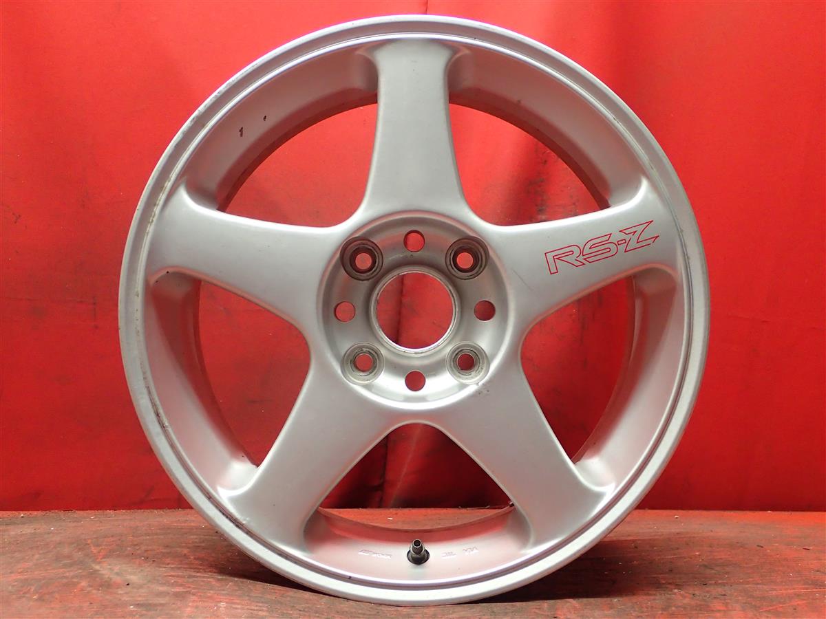 Ewing(イーウイング) RS-Ζ 7Jx16 +42 4/114.3 シルバー(銀色)系 8,140円
