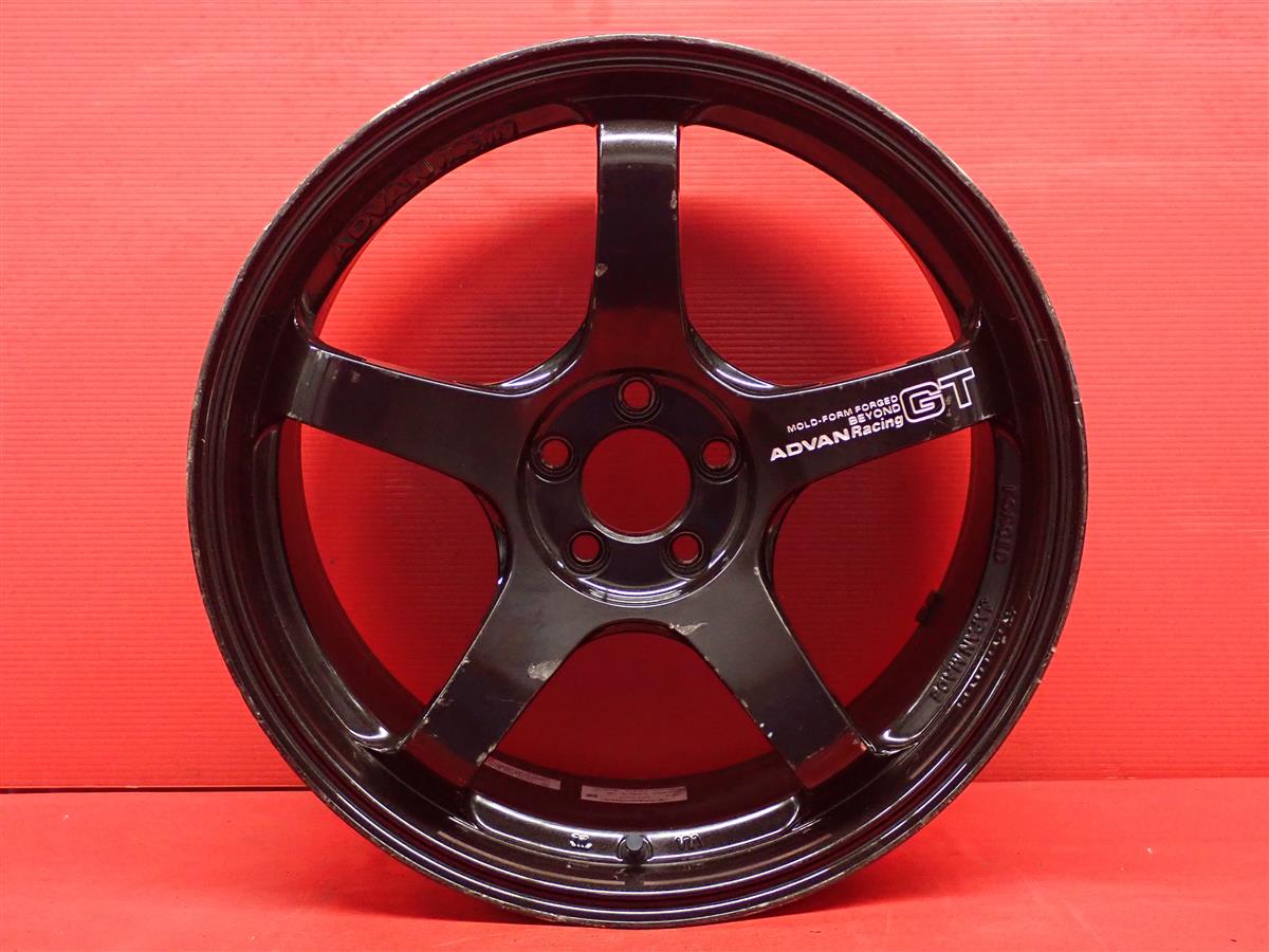 ADVAN(アドバン) Racing GT BEYOND ビヨンド 8.5Jx18 +45 5/100 ガンメタ系