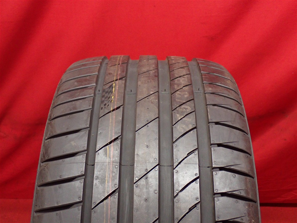 クムホ エクスタ PS71 KUMHO ECSTA PS71 275/35R20 102Y 5シリーズ セダン 7シリーズ A8 B12 CL Eクラス セダン M5 RS6 S X4 XJ コンチネンタル GTC コンチネンタル スーパースポーツ コンチネンタル フライング スパー マイバッハS｜中古タイヤ・ホイールの太平タイヤ 12,870円