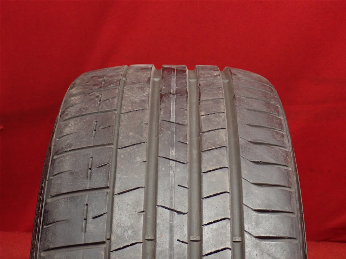 ピレリ P ZERO PZ4 PIRELLI P ZERO PZ4 235/35R19 91Y 911 911 GT3/GT2 911 カレラ 911 カレラ4 911 ターボ 911 ターボS 911 タルガ4 A6 アバント C F430 R8 R8 スパイダー RS3 エヴォーラ ガヤルド クーペ グランスポーツ スパイダー シロッコ ボクスターS マクラーレン MP