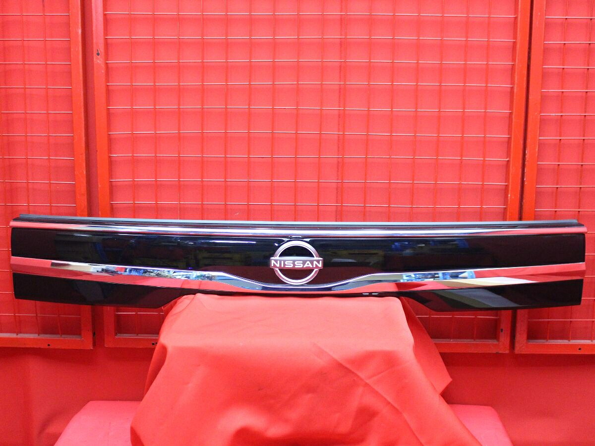 ニッサン ルークス B44A 純正リアガーニッシュ
