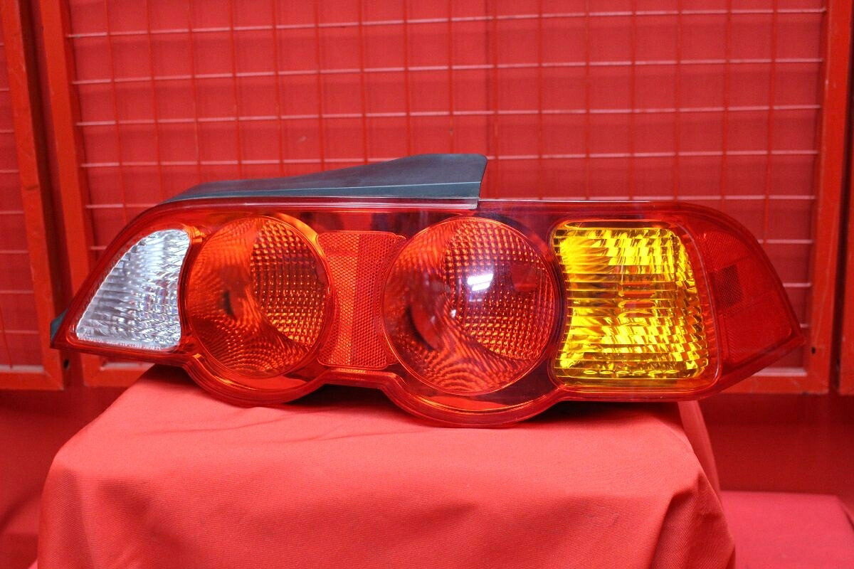 ホンダ インテグラ DC5 前期純正テール