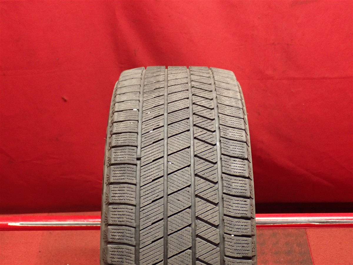ブリヂストン ブリザック VRX3 BRIDGESTONE BLIZZAK VRX3 205/55R17 95Q 2シリーズ アクティブツアラー 2シリーズ グランツアラー Aクラス セダン Bクラス C4 ピカソ XE カングー キャプチャー グランドC4 スペースツアラー ケイマンS ゴルフ オールトラック ステップワゴン|中古タイヤ・ホイールの太平タイヤ