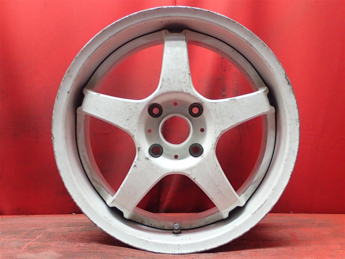Circlar(サーキュラー) GTA 9Jx17 +38 4/114.3 パールホワイト系|中古タイヤ・ホイールの太平タイヤ