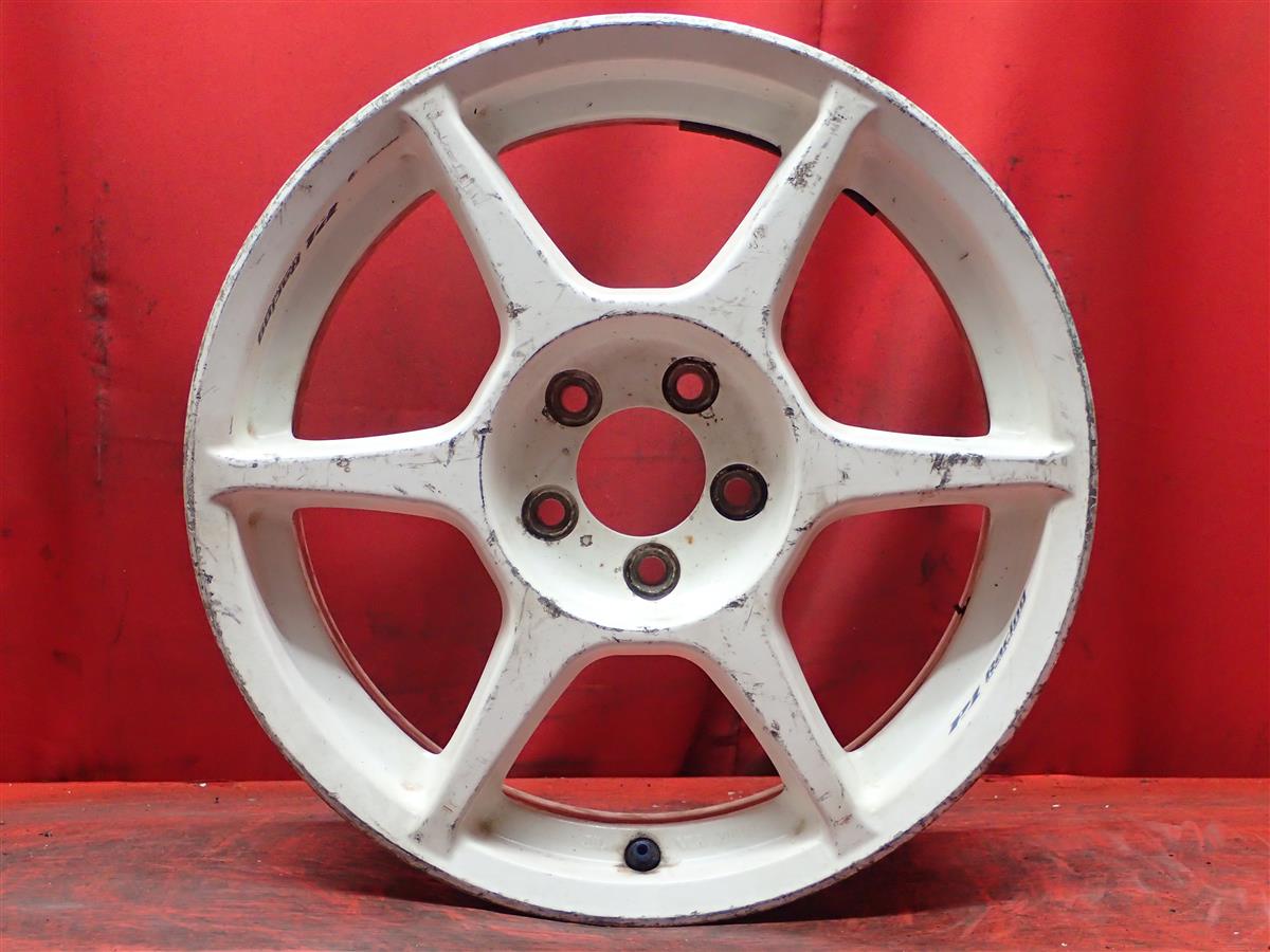 パナスポーツフォーミュラワン　C8FE　16インチ FORMULA ONE C8FE