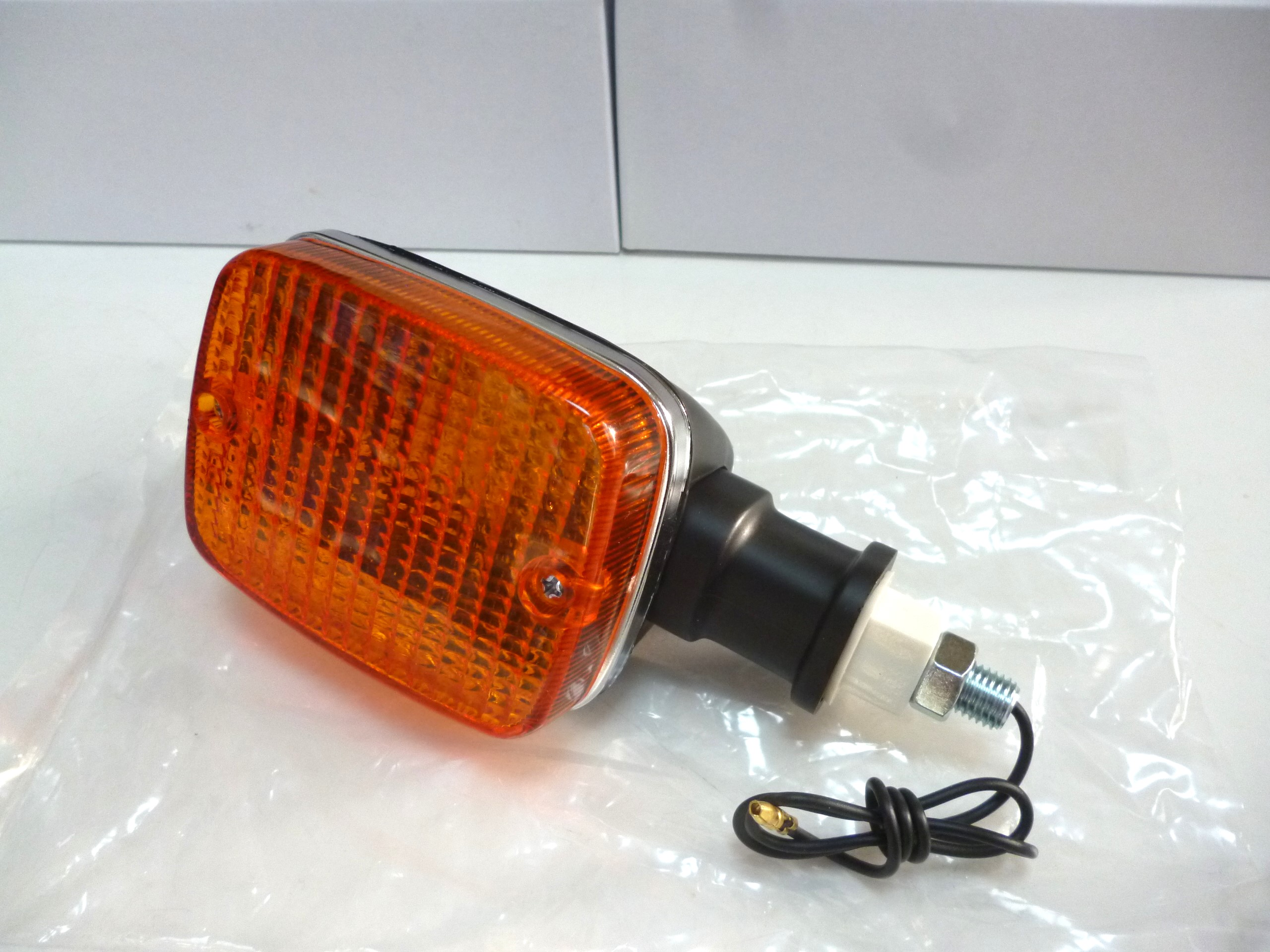 楽天市場】☆SUZUKI 純正type ウィンカー！【4個SET】＊GSX1100S 刀