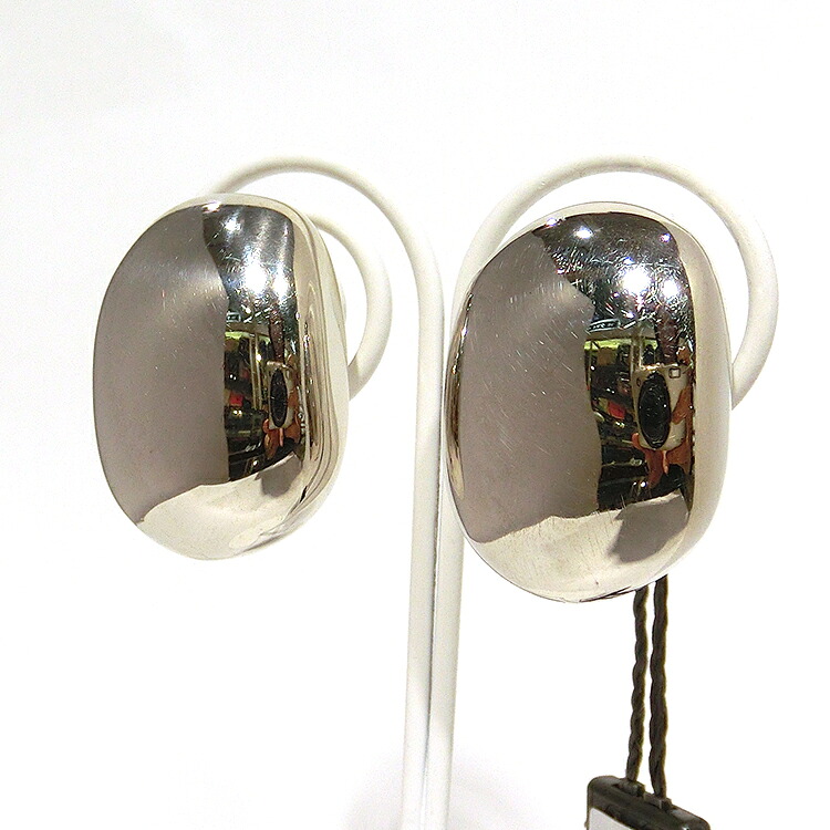 ウノアエレ ピアス UNOAERRE SILVER COLLECTION シルバー SV 925 ビーンズ 豆 艶 地金ピアス 楕円 丸み 光沢 立体的な造形 ぷっくり ぼってり スタッド イタリア ブランド ジュエリー 中空構造 新品 029937 シルバージュエリー (ND)｜宝石のプリマローズ1980